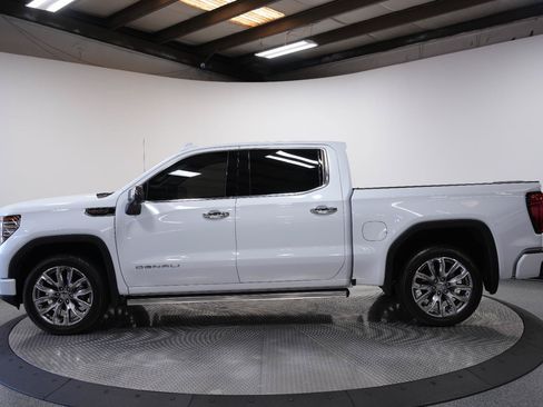 Used 2026 GMC Sierra 1500 Denali AWD/4WD image 7