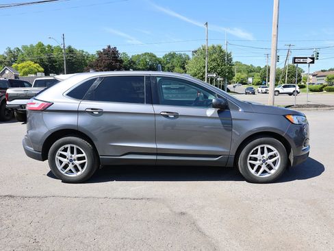 Certified 2022 Ford Edge SEL AWD/4WD image 8