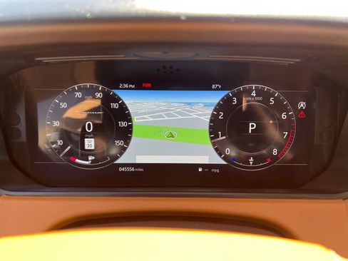 Used 2019 Land Rover Range Rover Velar R-Dynamic SE AWD/4WD image 20