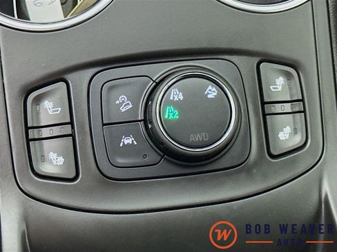 Used 2023 GMC Terrain SLE w/ Driver Convenience Package image 21