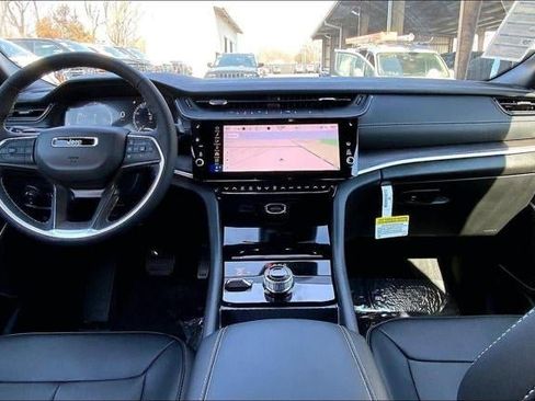New 2026 Jeep Grand Cherokee Limited AWD/4WD image 43