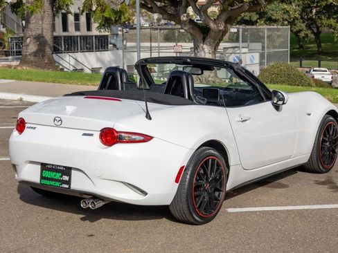 Used 2016 MAZDA MX-5 Miata Grand Touring image 16