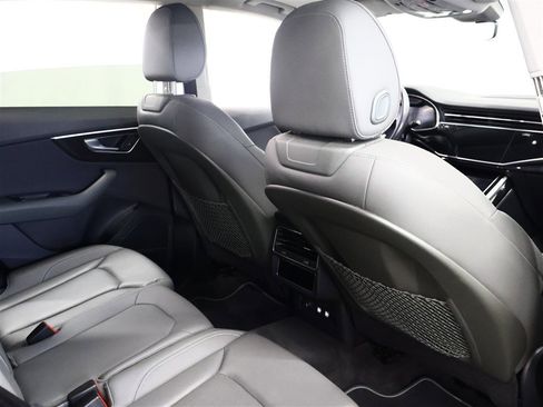 Used 2019 Audi Q8 Premium Plus w/ Premium Plus image 22