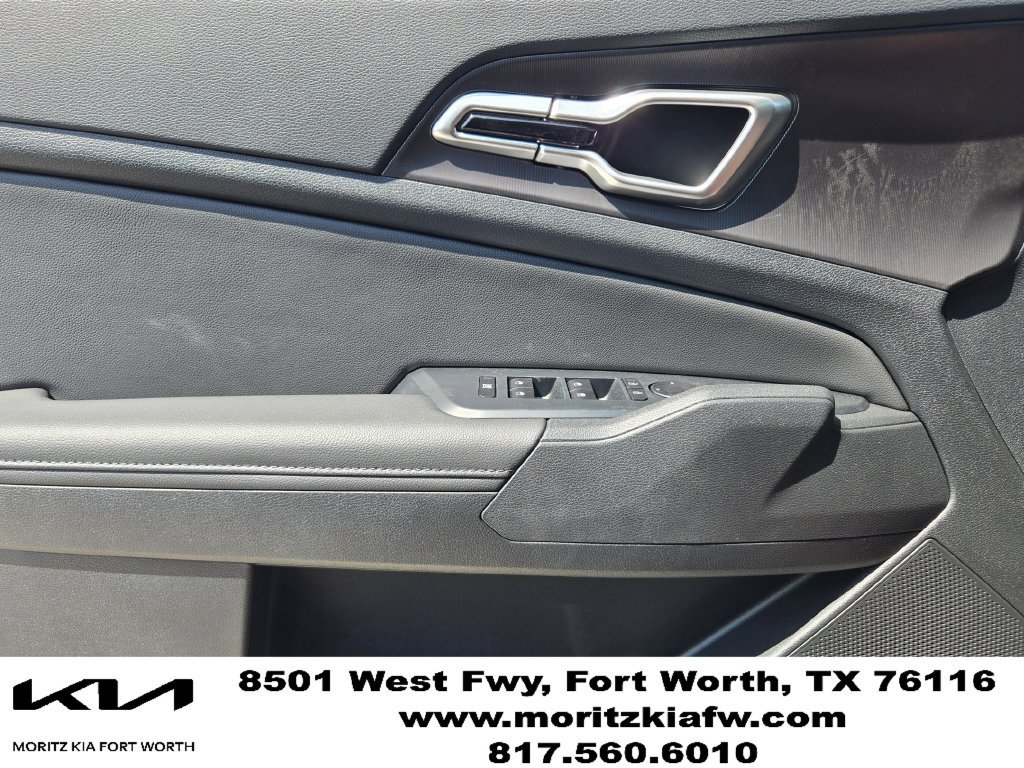 New 2026 Kia Sportage EX w/ EX Panorama Roof Package FWD image 19