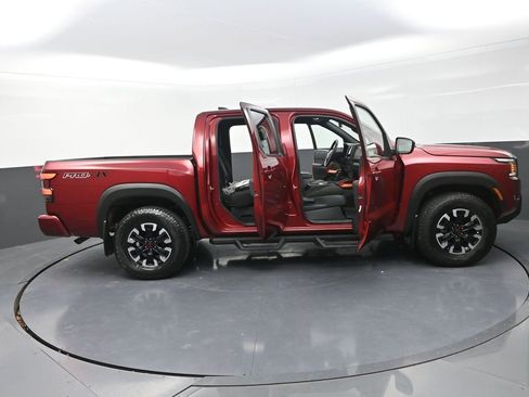 Used 2024 Nissan Frontier PRO-4X w/ Off-Road Protection Package image 36
