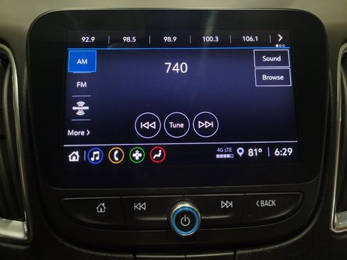 Used 2021 Chevrolet Malibu LT FWD image 25