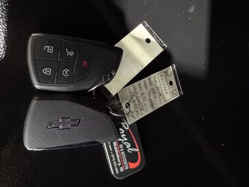 Used 2024 Chevrolet Traverse Z71 image 35