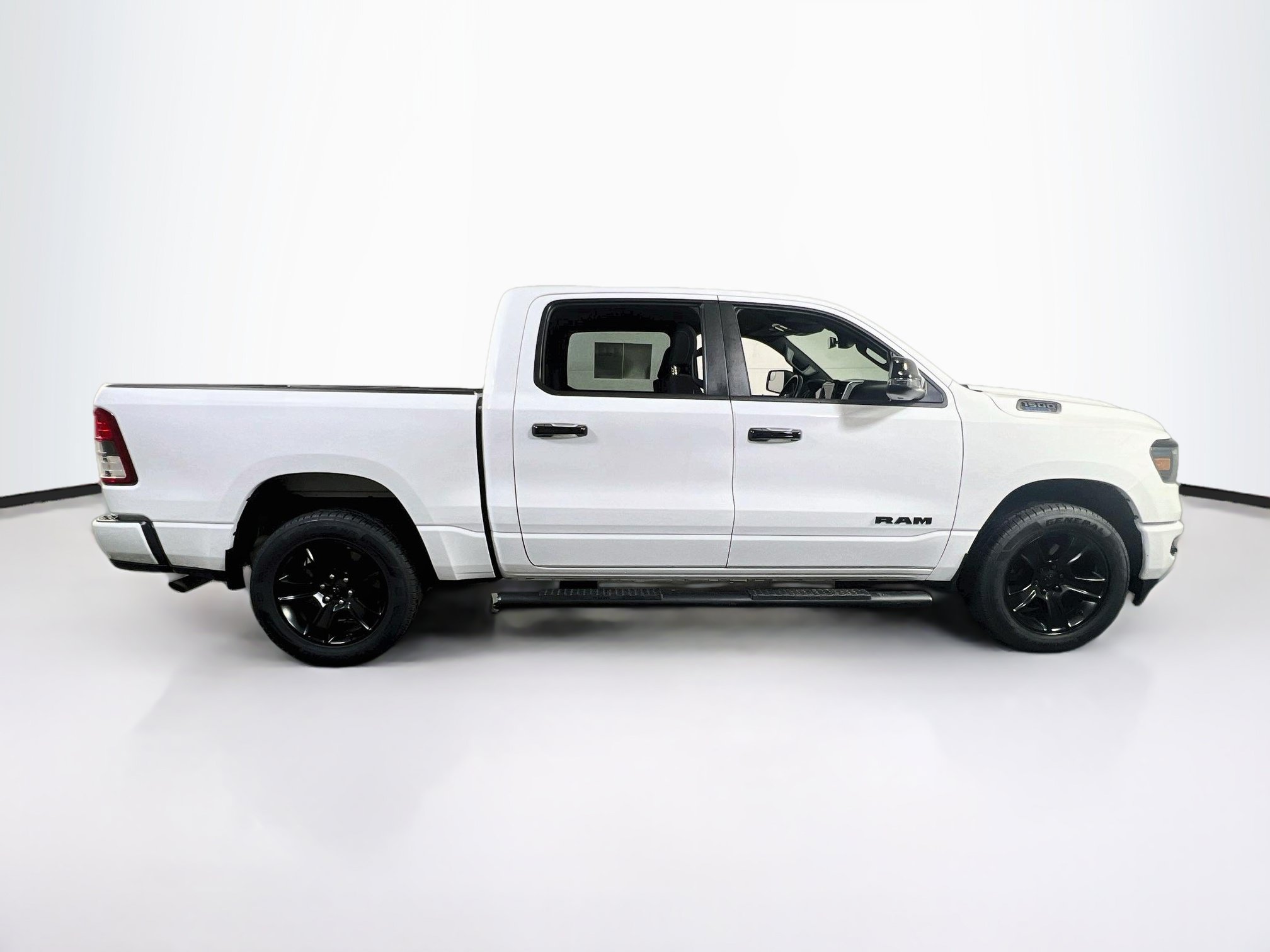 Used 2023 RAM 1500 Big Horn AWD/4WD image 4