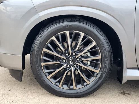 Certified 2025 INFINITI QX80 Autograph w/ Premium Cargo Package image 8