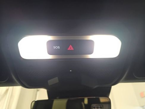 Used 2023 Rivian R1T Adventure AWD/4WD image 24
