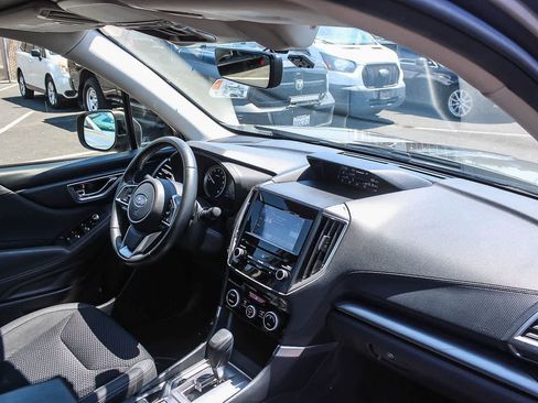Used 2020 Subaru Forester Premium AWD/4WD image 21