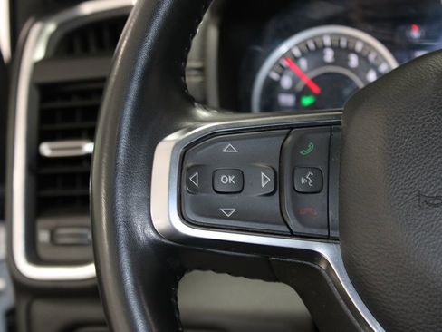 Used 2024 RAM 1500 Laramie image 32