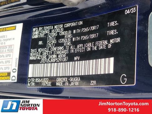 Used 2023 Toyota 4Runner SR5 Premium w/ Moonroof Package RWD image 33