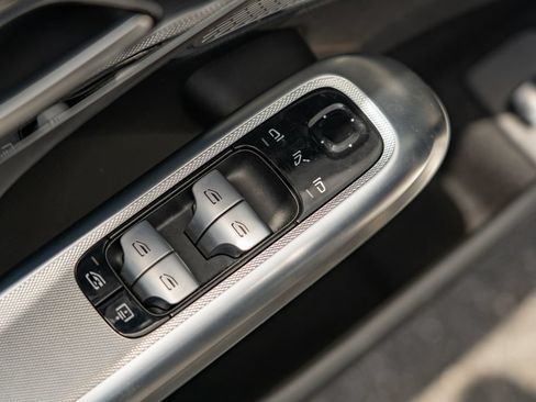 Used 2024 Mercedes-Benz E 450 4MATIC Sedan w/ Airmatic Package image 13