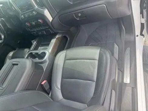 Used 2019 Chevrolet Silverado 1500 LT Trail Boss AWD/4WD image 14