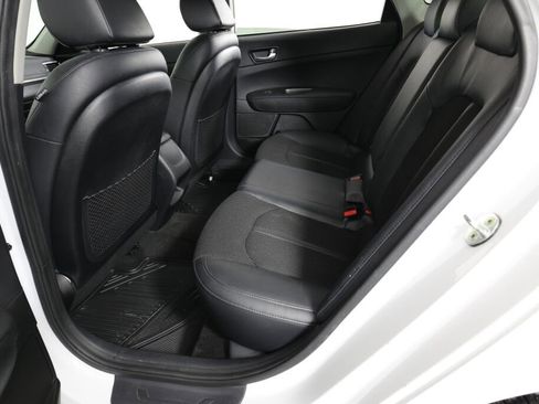 Used 2019 Kia Optima S FWD image 17