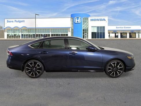 New 2026 Honda Accord Touring image 7