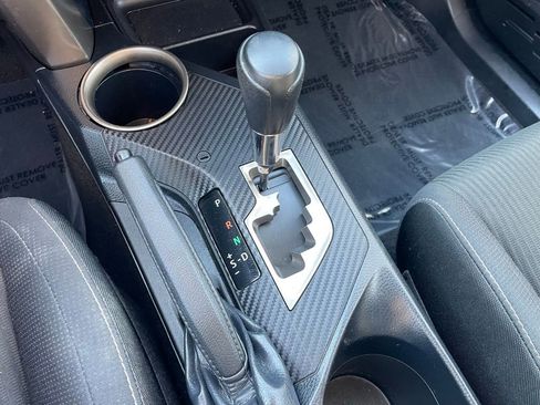 Used 2013 Toyota RAV4 XLE image 24