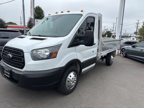 Used 2019 Ford Transit 250 138 image 2