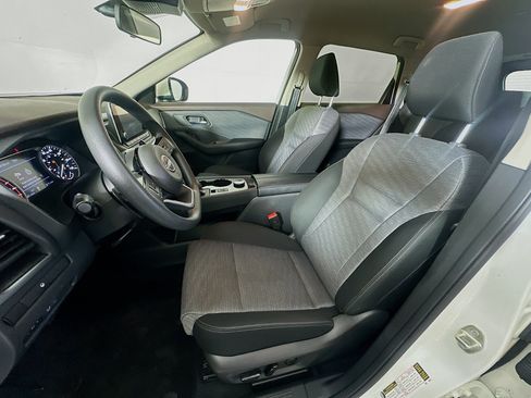 Used 2023 Nissan Rogue SV AWD/4WD image 13