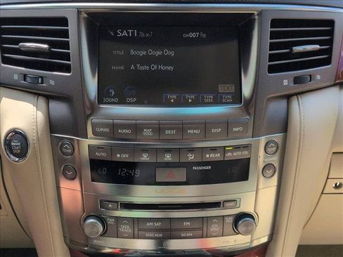 Used 2009 Lexus LX 570 4WD image 15