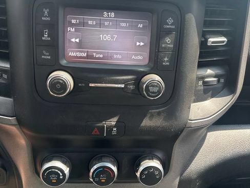 Used 2022 RAM 5500 Tradesman w/ Chrome Appearance Group AWD/4WD image 14