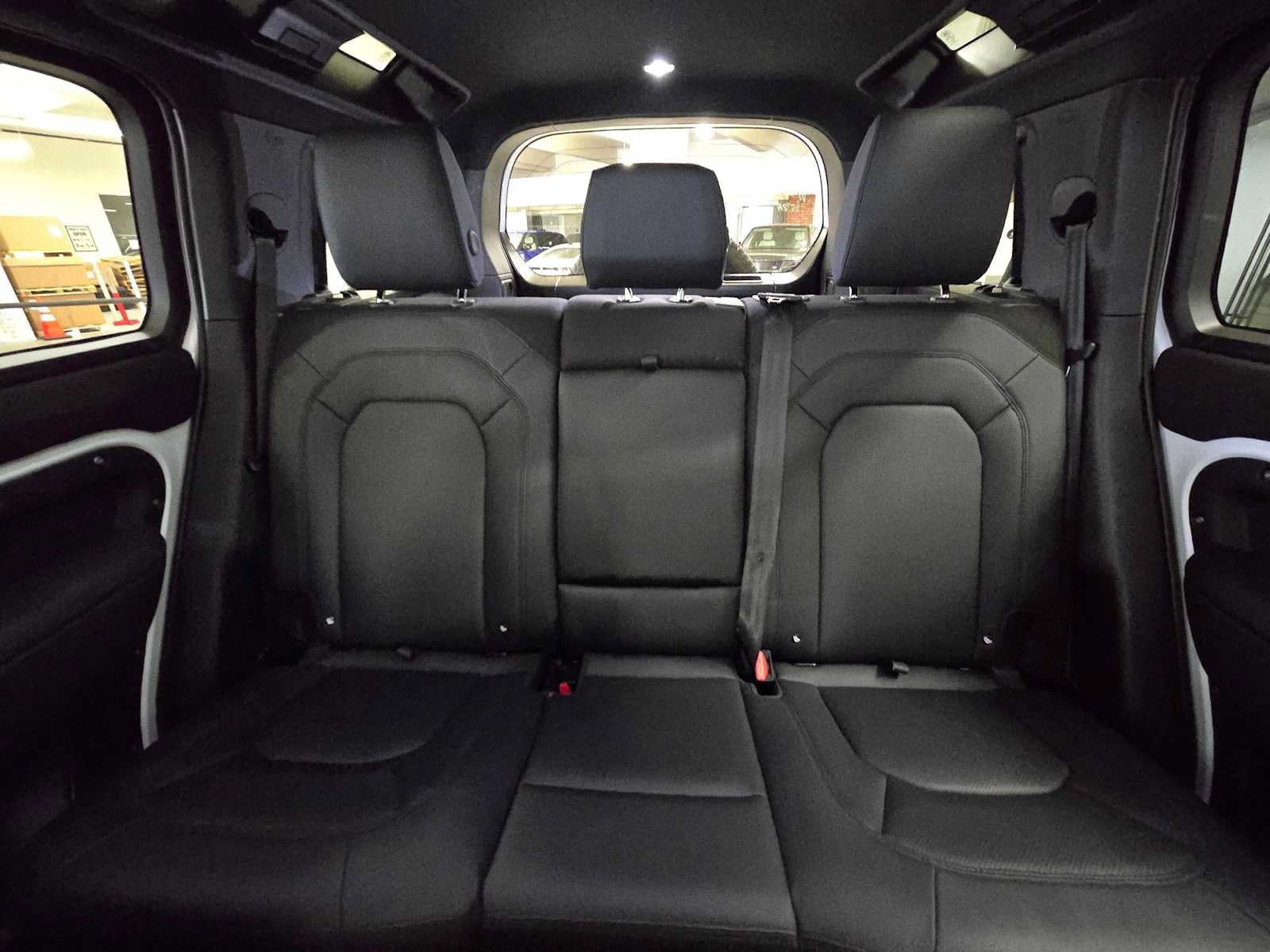Used 2025 Land Rover Defender 110 S AWD/4WD image 17