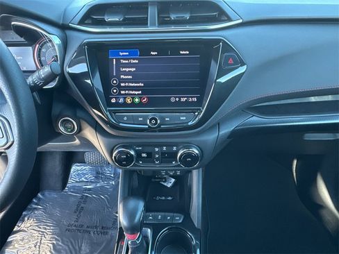 Used 2021 Chevrolet TrailBlazer RS w/ Technology Package image 30