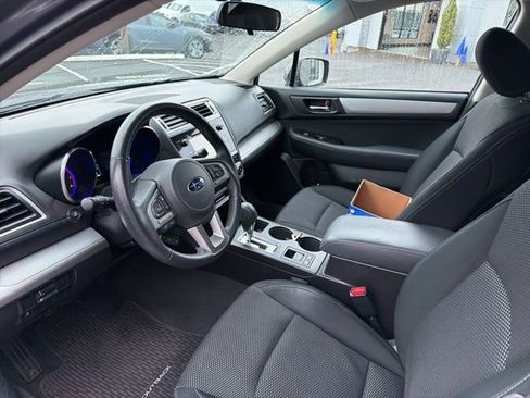 Used 2016 Subaru Outback 2.5i Premium AWD/4WD image 4