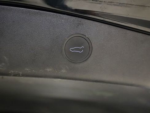 Used 2023 Tesla Model 3 Standard Range image 23