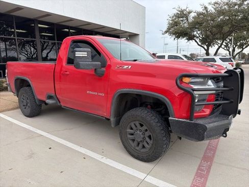 Certified 2022 Chevrolet Silverado 2500 LT w/ Convenience Package image 2