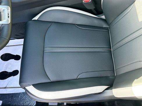 New 2026 Kia K5 GT-Line image 19