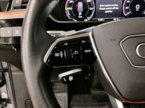 Used 2022 Audi e-tron Premium image 20