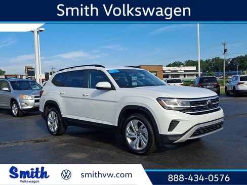 Used 2023 Volkswagen Atlas SE AWD/4WD image 1