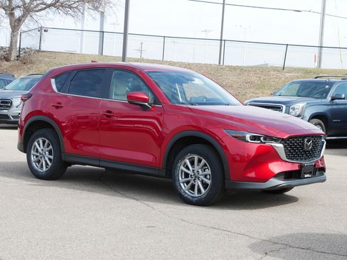 Used 2023 MAZDA CX-5 AWD 2.5 S w/ Select Package image 4