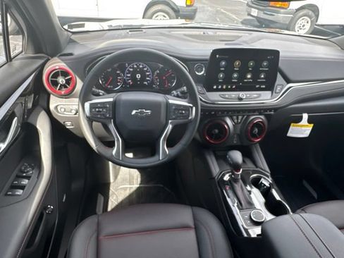 New 2026 Chevrolet Blazer RS w/ Enhanced Convenience Package FWD image 6