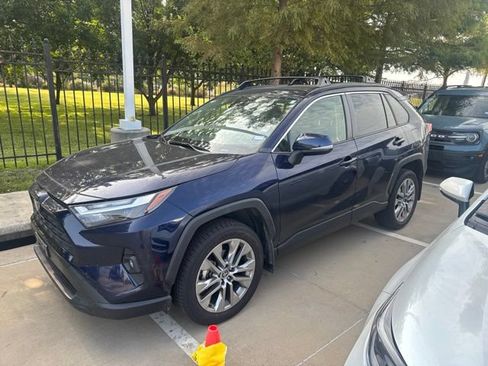 Used 2023 Toyota RAV4 XLE Premium FWD image 1