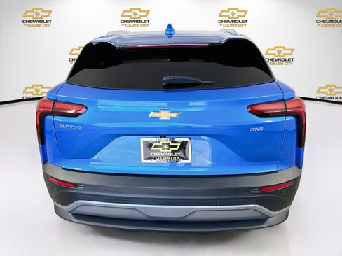 Used 2024 Chevrolet Blazer EV LT AWD/4WD image 7
