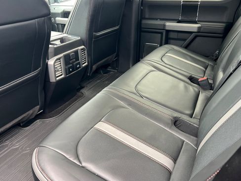 Used 2019 Ford F150 Platinum w/ Equipment Group 701A Luxury image 15