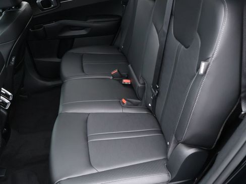 New 2026 Kia Sorento S FWD image 13
