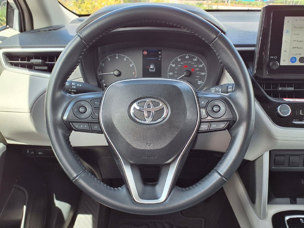 Used 2024 Toyota Corolla Cross LE FWD image 28