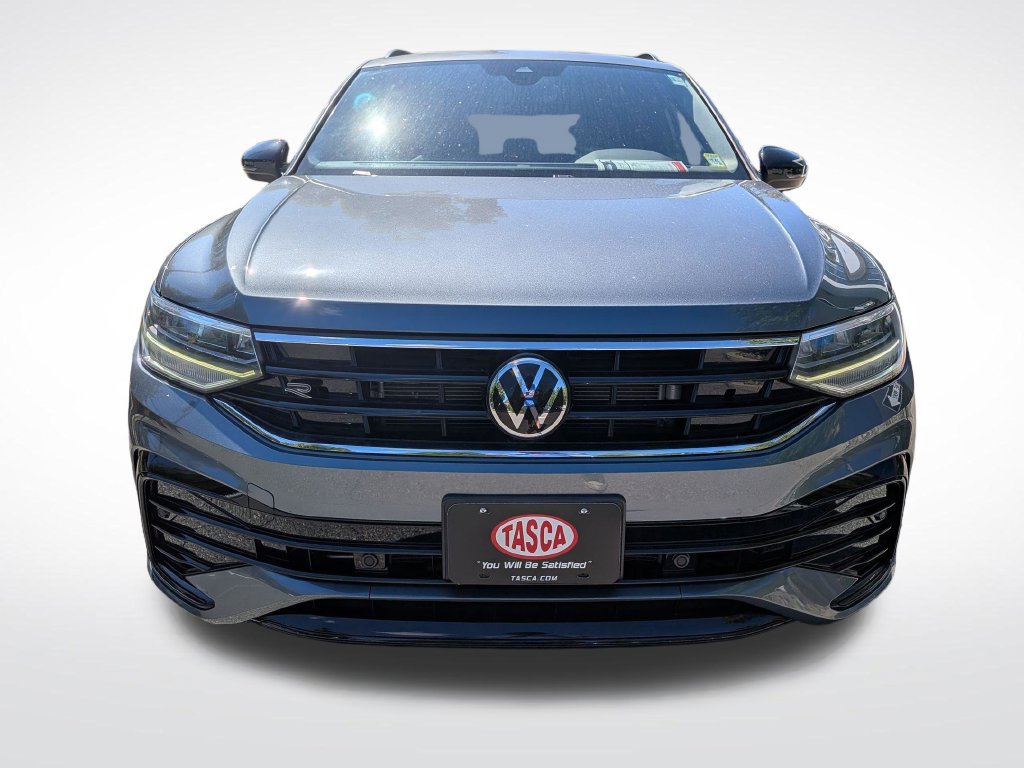 Used 2022 Volkswagen Tiguan SE R-Line AWD/4WD image 8