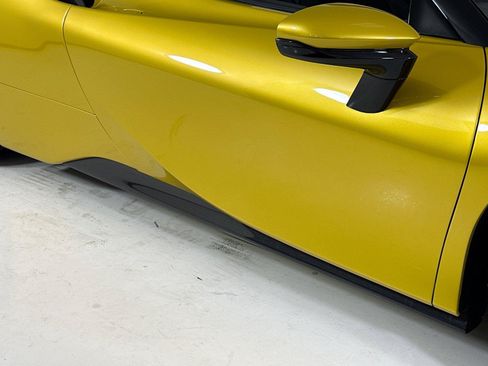 Used 2022 Ferrari SF90 Spider AWD/4WD image 40