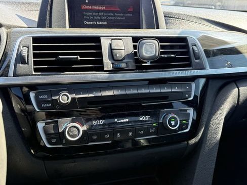 Used 2018 BMW 330i 330i w/ Convenience Package image 24