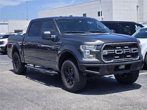 Used 2016 Ford F150 XLT RWD image 3