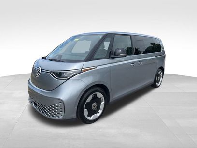 New 2025 Volkswagen ID. Buzz Pro S