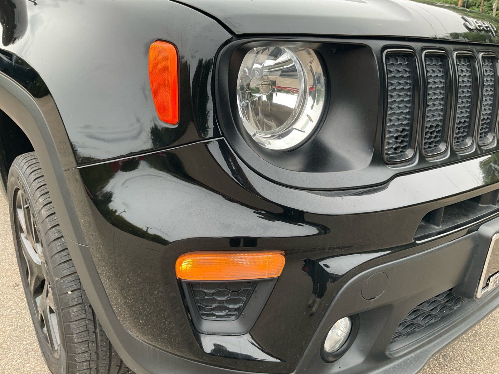 Used 2023 Jeep Renegade Altitude AWD/4WD image 30