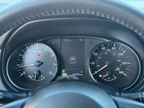Certified 2020 Nissan Rogue SV FWD image 24