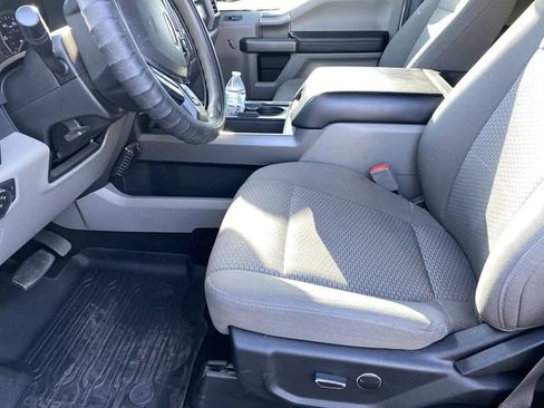 Used 2019 Ford F250 XLT w/ XLT Premium Package AWD/4WD image 11