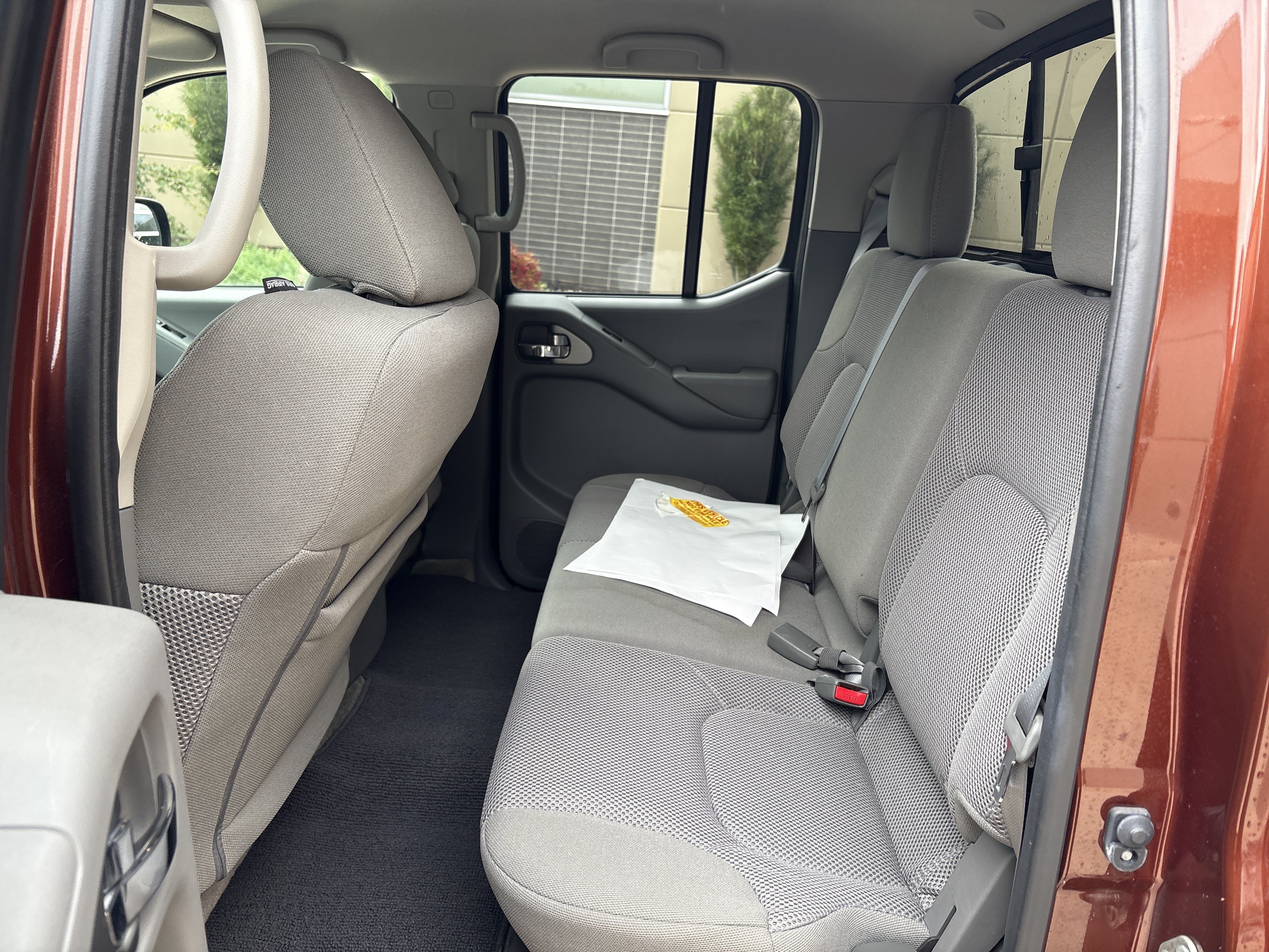 Used 2018 Nissan Frontier SV AWD/4WD image 14